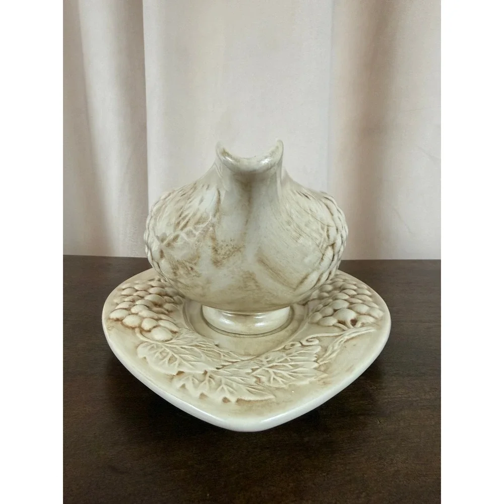 Vintage Harry and David Hda1 Grapes Portugal Gravy Boat and Tray‎ READ